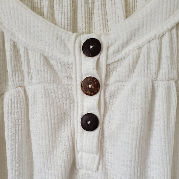 FREE PEOPLE | Must Have Henley Top EUC size sm - Picture 7 of 10